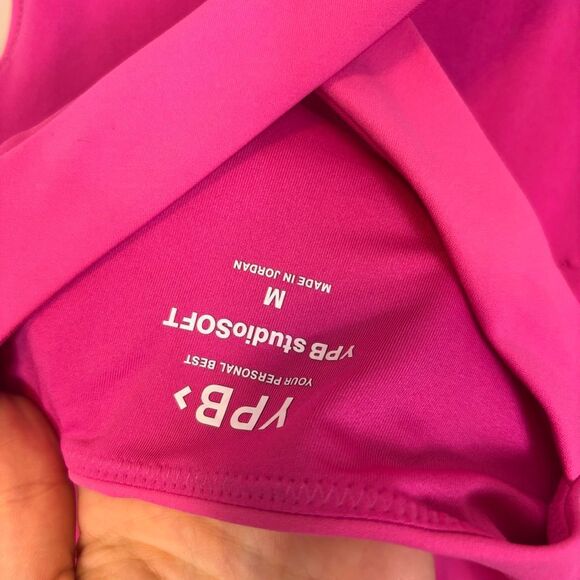 Abercrombie & Fitch Pink Criss Cross Back Cropped Workout Tank Top Size Medium - Picture 5 of 6